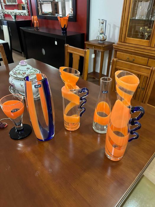 Conjunto em vidro feito a mão