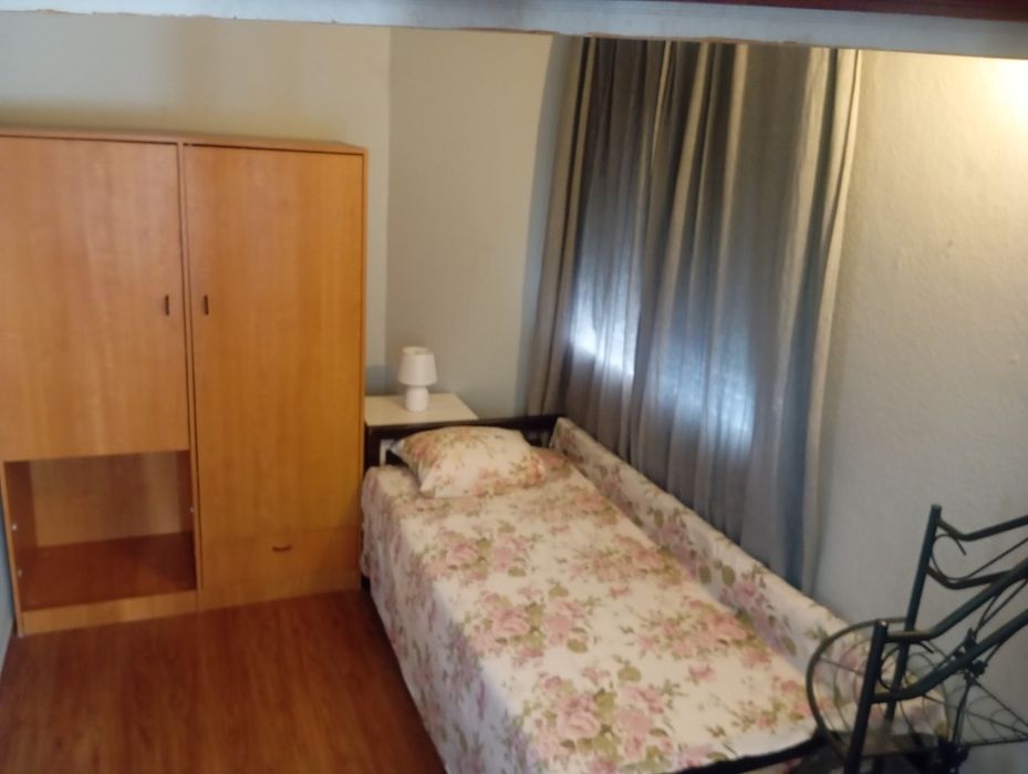 Quarto em Cascais próximo praia e transportes