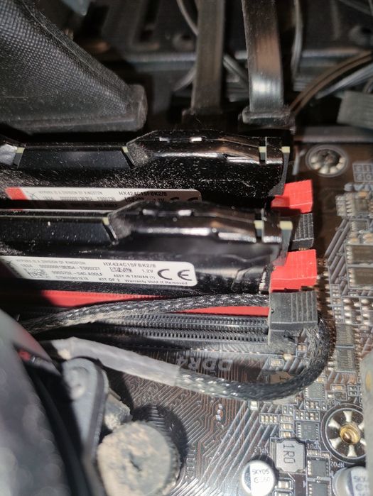 Komputer stacjonarny 1050 ti+ monitor Asus 24"  + klawiatura gratis