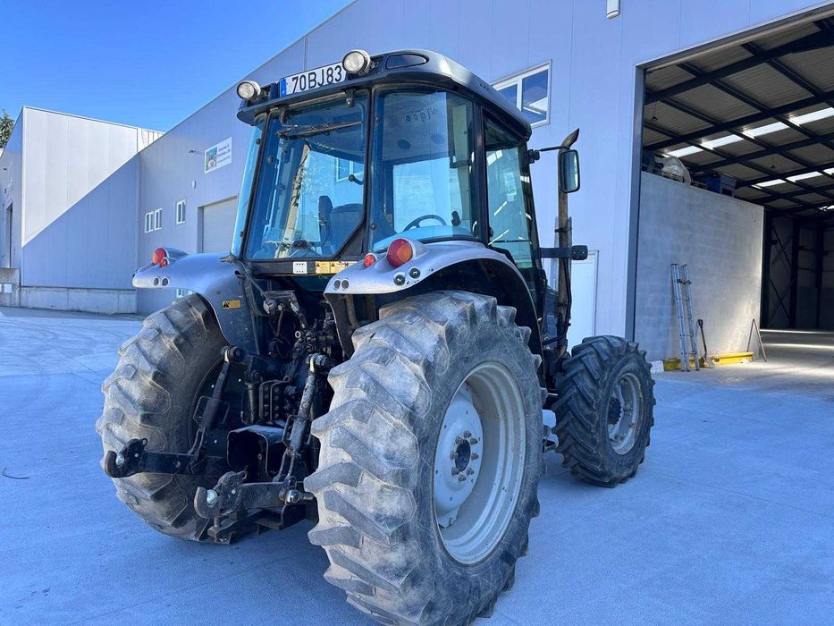 Trator Massey Ferguson e Capinadeira Galucho