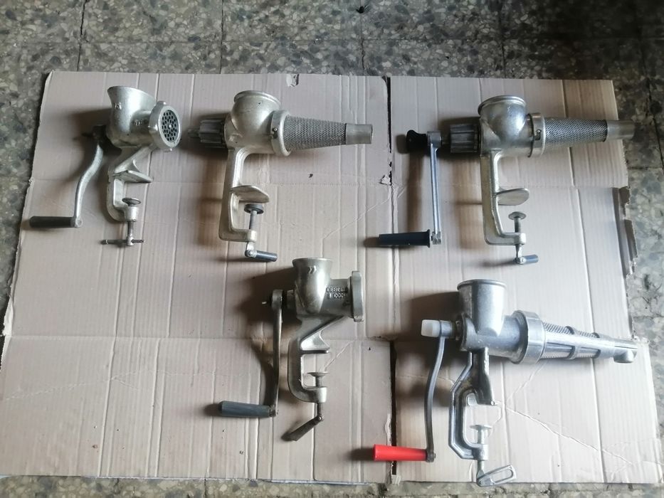 Продам мясорубка соковыжималка