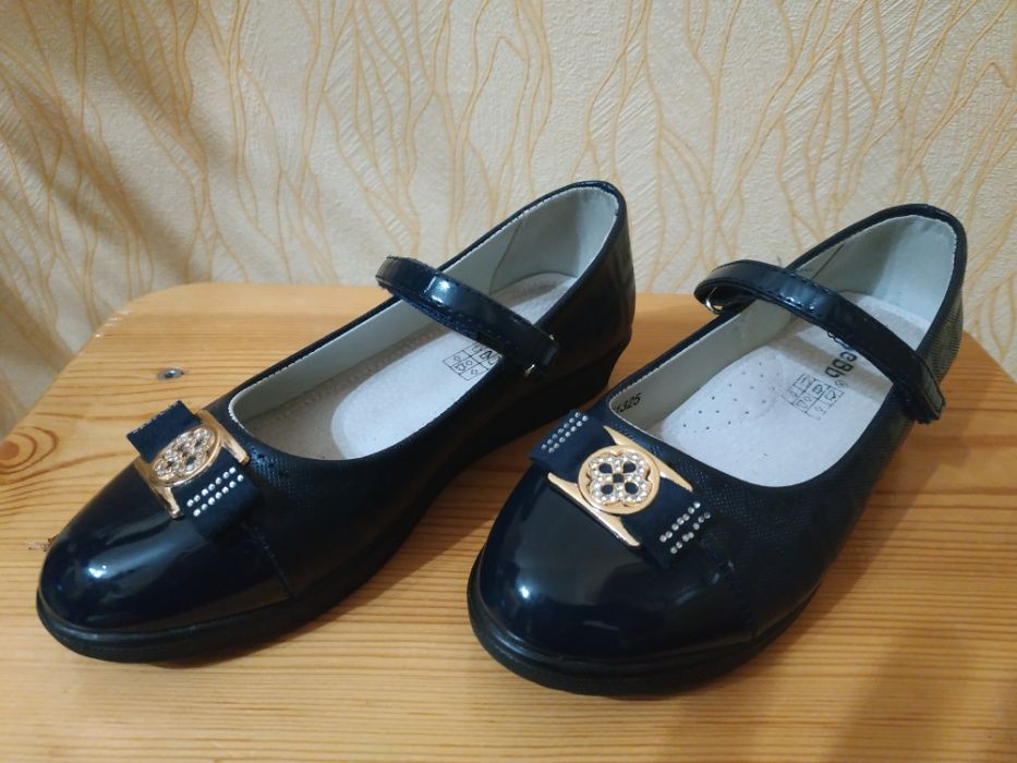 Туфли на девочку 34 размер