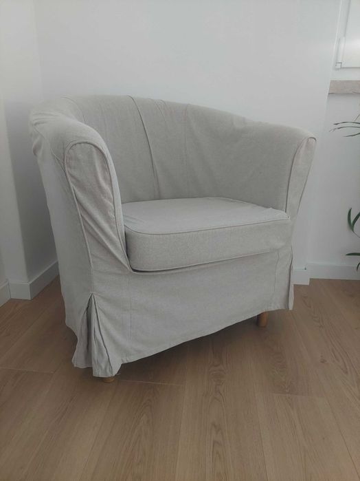 Duas poltronas - Modelo TULLSTA (IKEA)