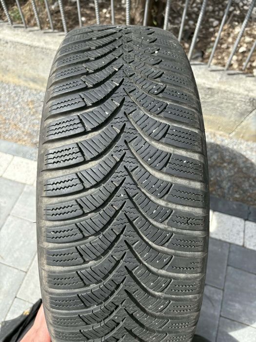 Felgi 15' stalowe z oponami hyundai i30 (opony zimowe)