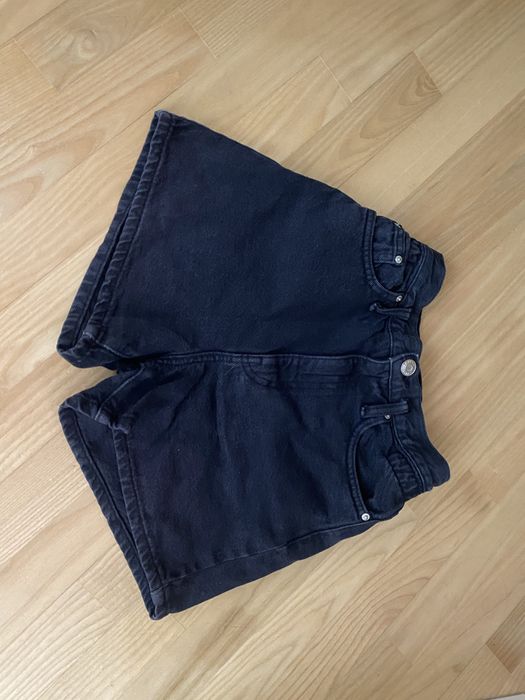 PullBear spodenki jeansowe czarne bawełna krótkie wysoki stan