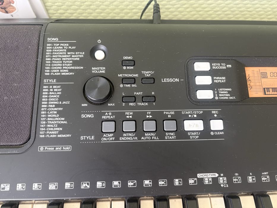 Синтезатор YAMAHA PSR-E363