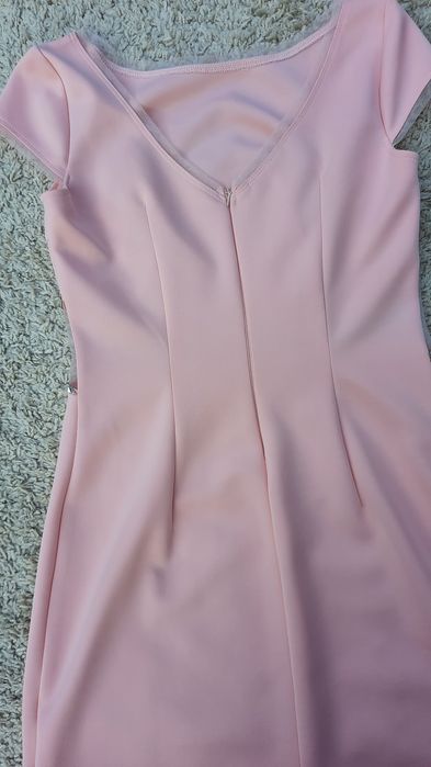 Сукня святкова персикова