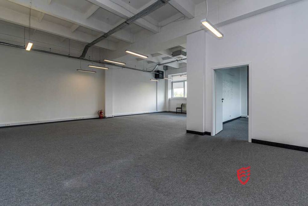 Lokal biurowy 234 m2 | dużo miejsc parkingowych