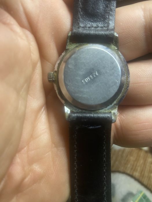 Продам часы ракета б/у