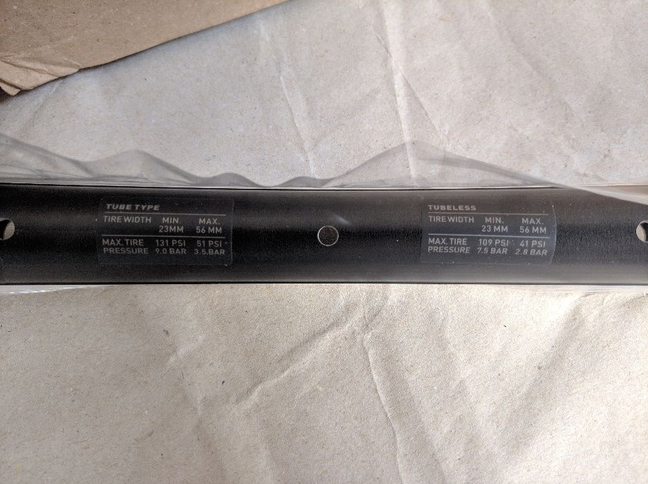 Обод обода DT Swiss R 460 622мм 700c 20H 24H 28H 32H вибрейки и диск