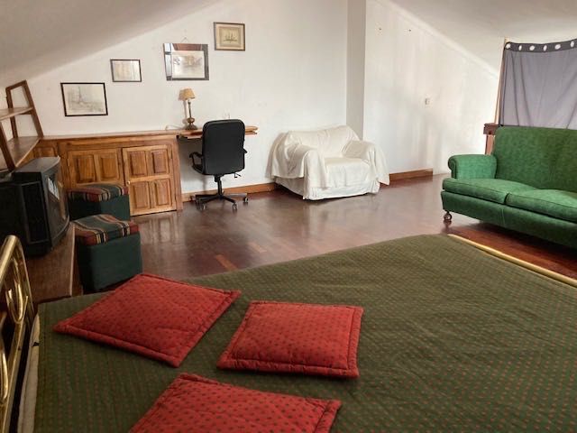 Quartos para universitários U ÉVORA