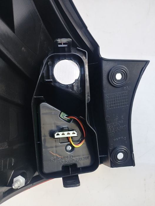 farol Farolim tras Nissan Qashqai 2010/11/12/13/14 led NOVO
