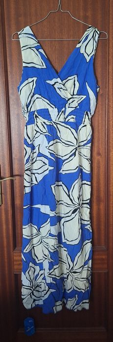 Vestido fresco de senhora