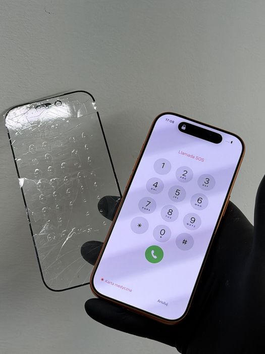 Wymiana zbitej szybki iPhone