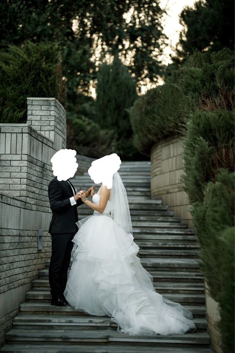 Розкішна ексклюзивна весільна сукня PRONOVIAS