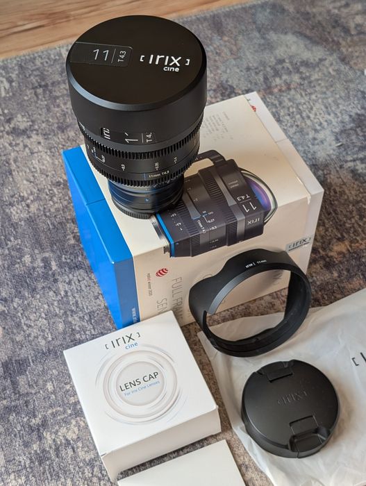 Obiektyw IRIX Cine 11mm T4.3 bagnet L-mount full box + dwie osłony