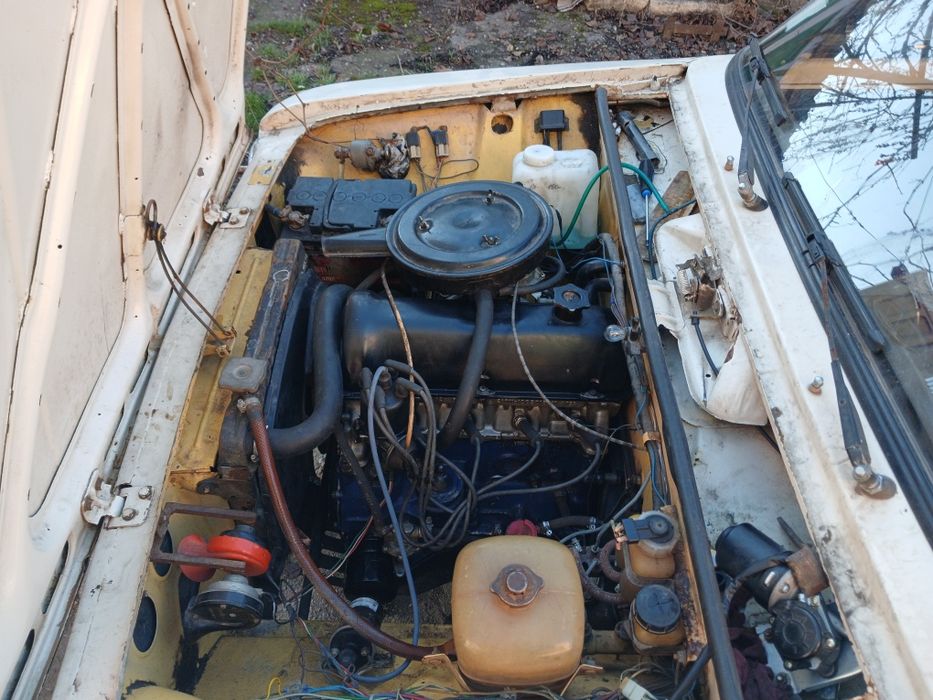 СРОЧНО ГОТОВ УСТУПАТЬ Ваз 2101 с мотором 2103 на обкатке