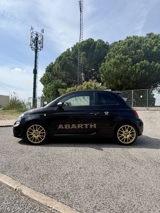 ABARTH 695 75 ANNIVERSARIO — Como novo | Apenas 7.000km