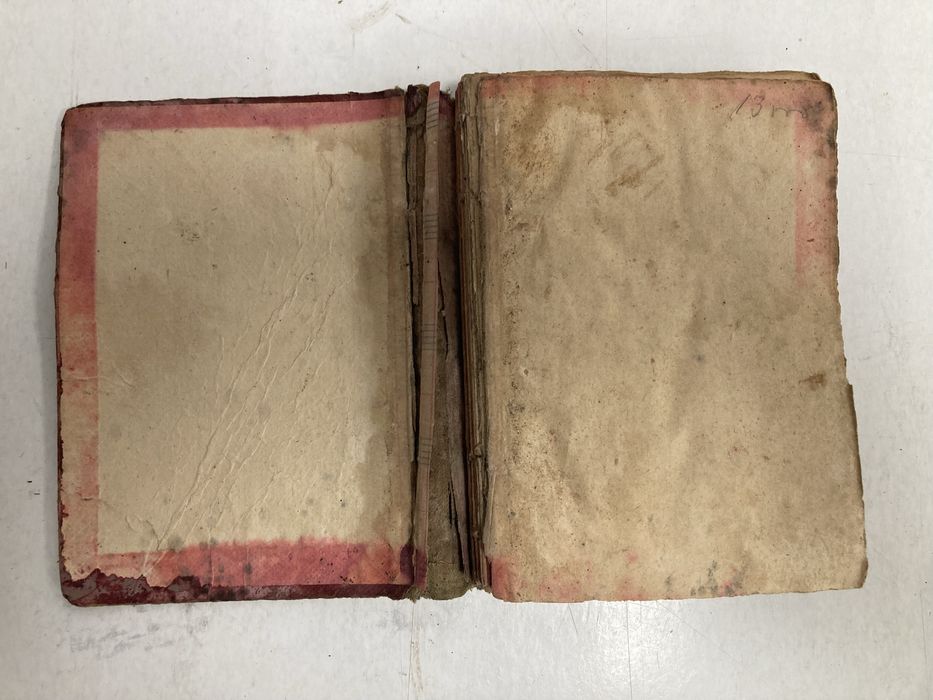 Livro "Lunario Perpetuo", de Jeronymo Cortez