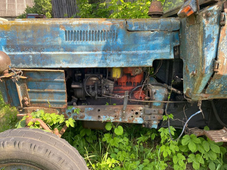 Трактор МТЗ 80 віддам в добрі руки