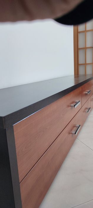 Móvel de TV / Aparador com 6 Gavetas – Muito Bom Estado