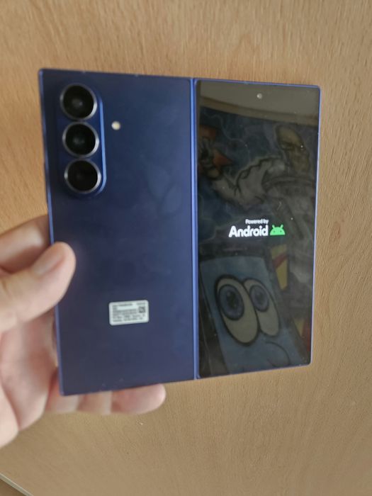 Samsung Galaxy Z Fold 7 | 256GB / 12GB RAM