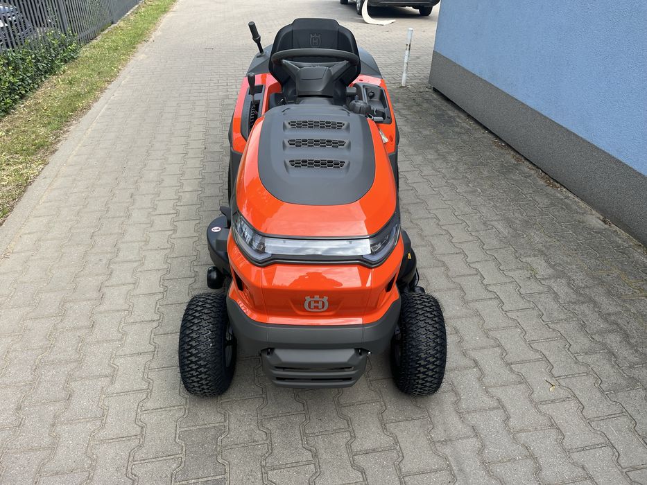 Traktorek ogrodowy Husqvarna tc 215 T