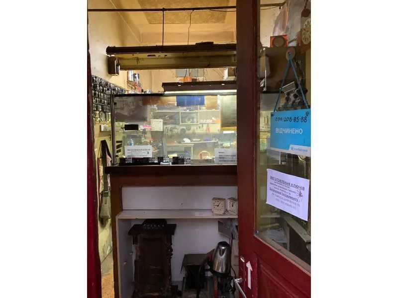 ПРОДАЖ - нежитлове приміщення № 101, площею 8,7 кв.м. м. Кам’янське