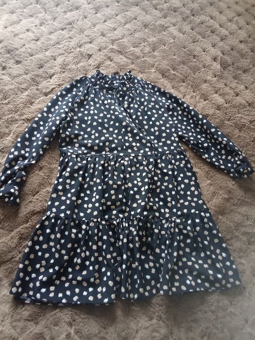 Плаття з довгим рукавом