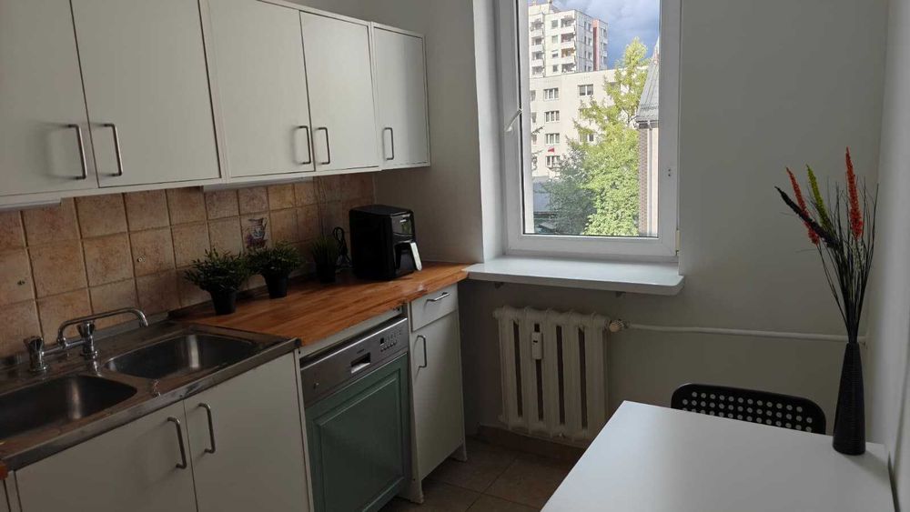 Pokój jednoosobowy z BALKONEM * RONDO ŻABA * Metro Targówek