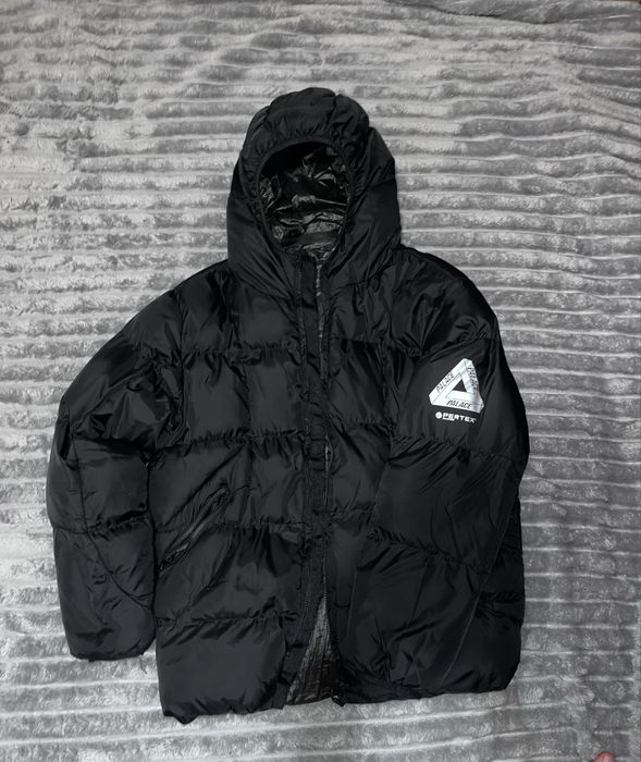 Пуховик PALACE Новий.