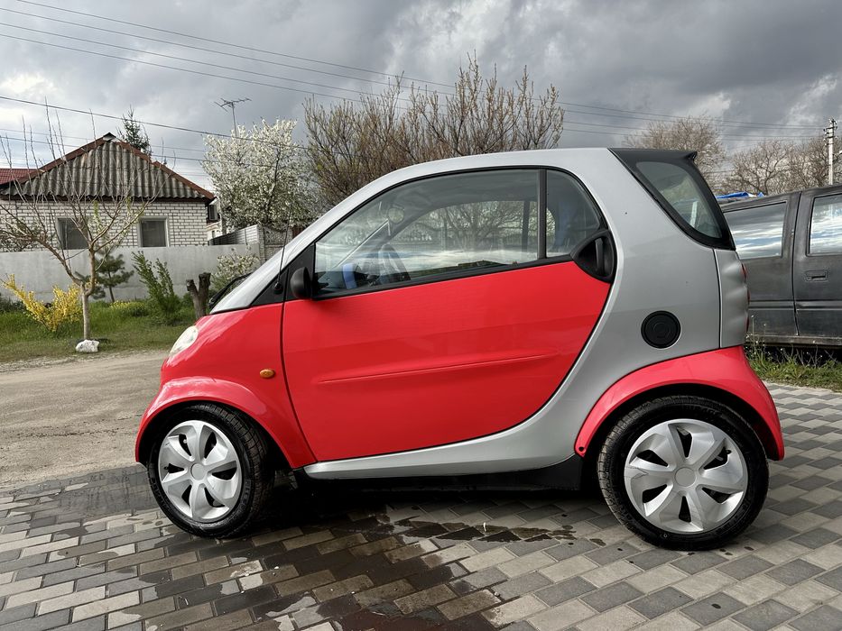 Mersedes-Bens Smart 450 в ідеальному стані