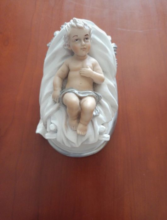 Presépio em tons de branco e prateado