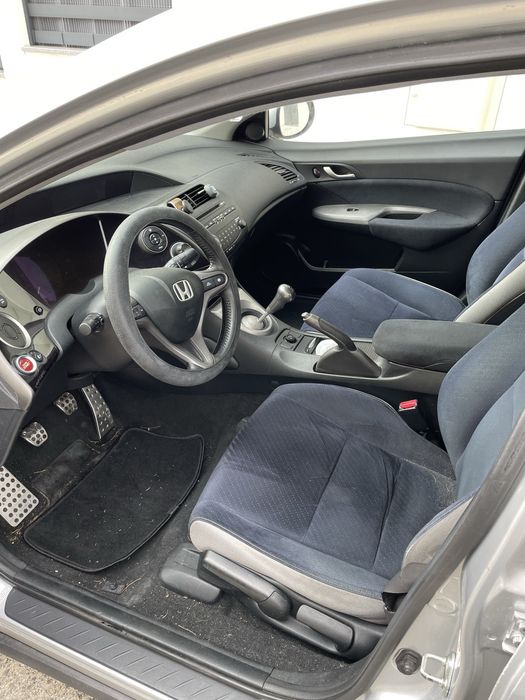 Honda Civic 1.4 cinza