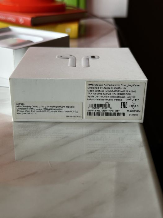 Apple AirPods 1-го покоління (AirPods Gen 1) з зарядним кейсом