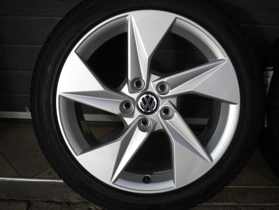 Nowe koła wielosezon aluminiowe 17 5x112 AUDI A3 8Y Vw Golf VII VIII