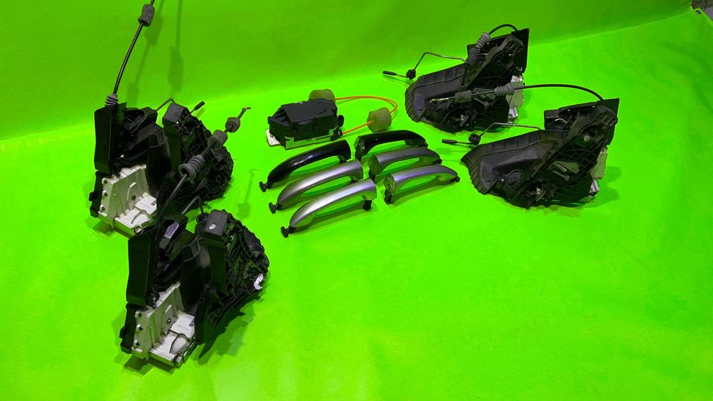 Замок Mercedes GL X164 замок двери ML W164 W166 замок багажника дверей