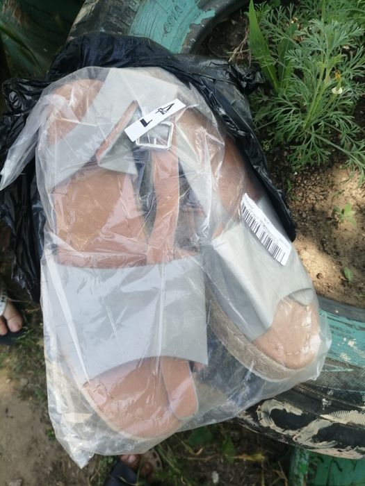 Летние босоножки