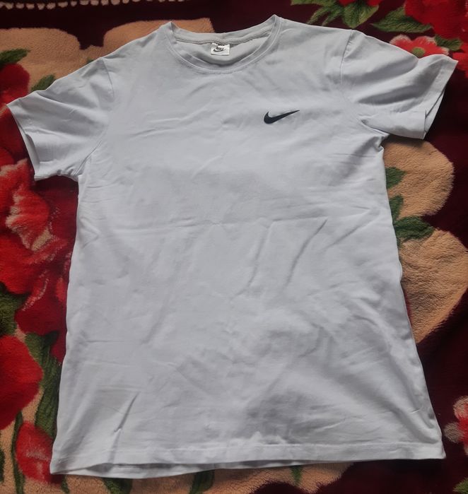 Футболка Nike. L