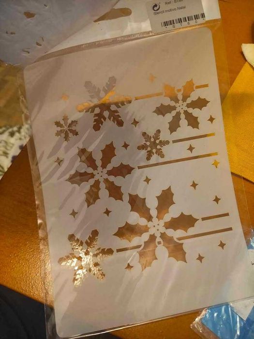 Stencil de pintura em tecido