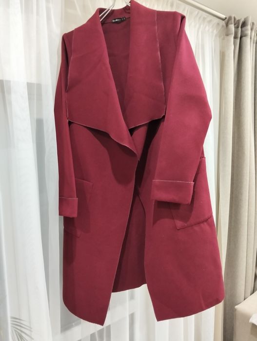 Тренч без пояса та гудзиків бордо