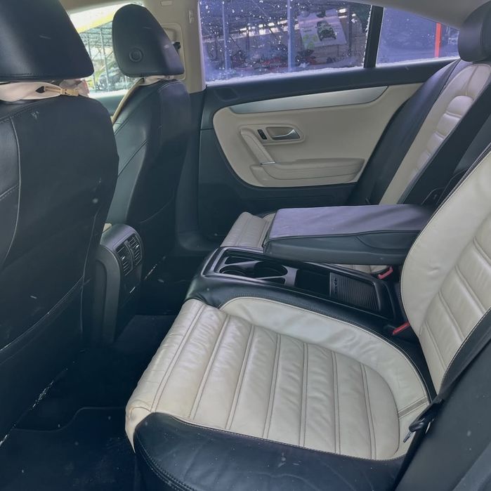 VW Passat CC Luxury - 2.0 Бензин АКПП