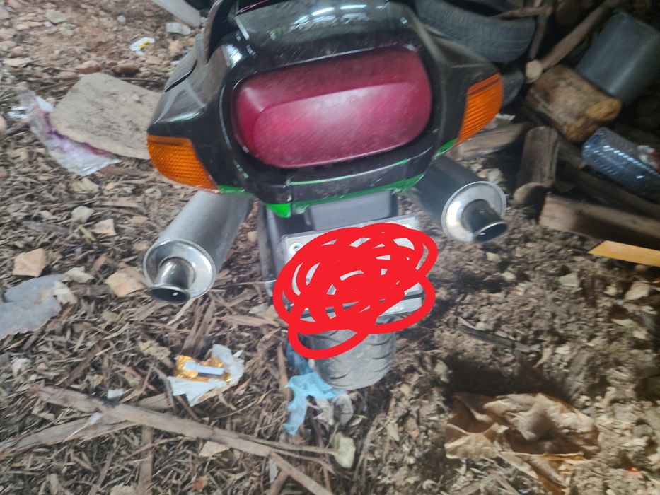 Mota Kawasaki ZZ R 600