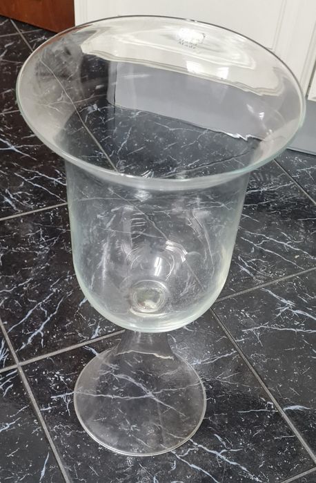 Taça com pé Hurricane vidro altura 47cms