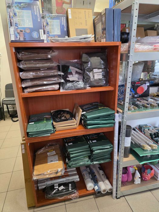 Punkt odbioru i nadania paczek, sklep JTR Outlet Bytom