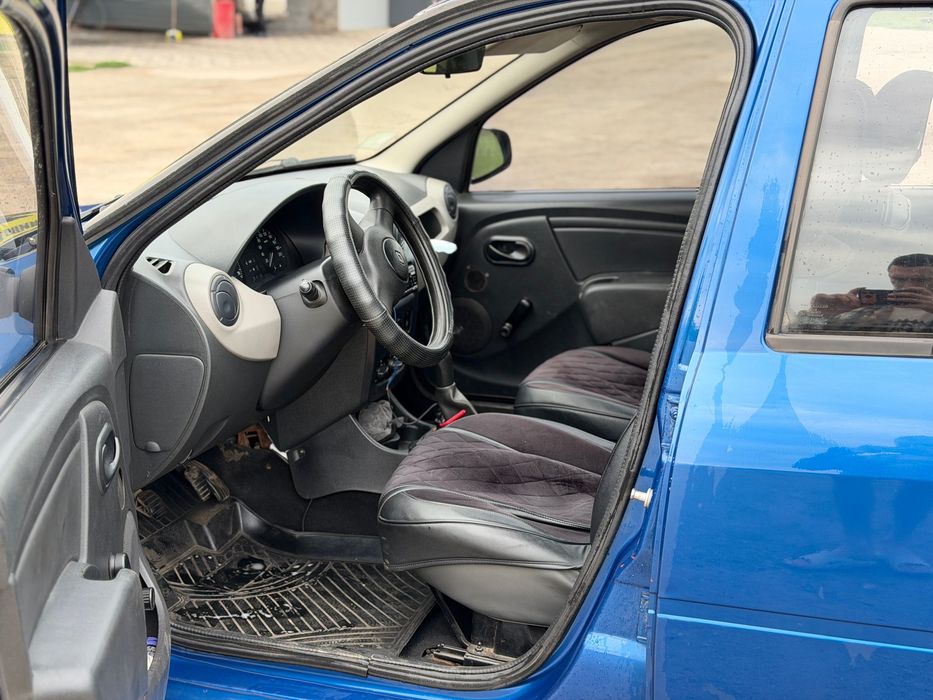 Авто Renault 1 покоління