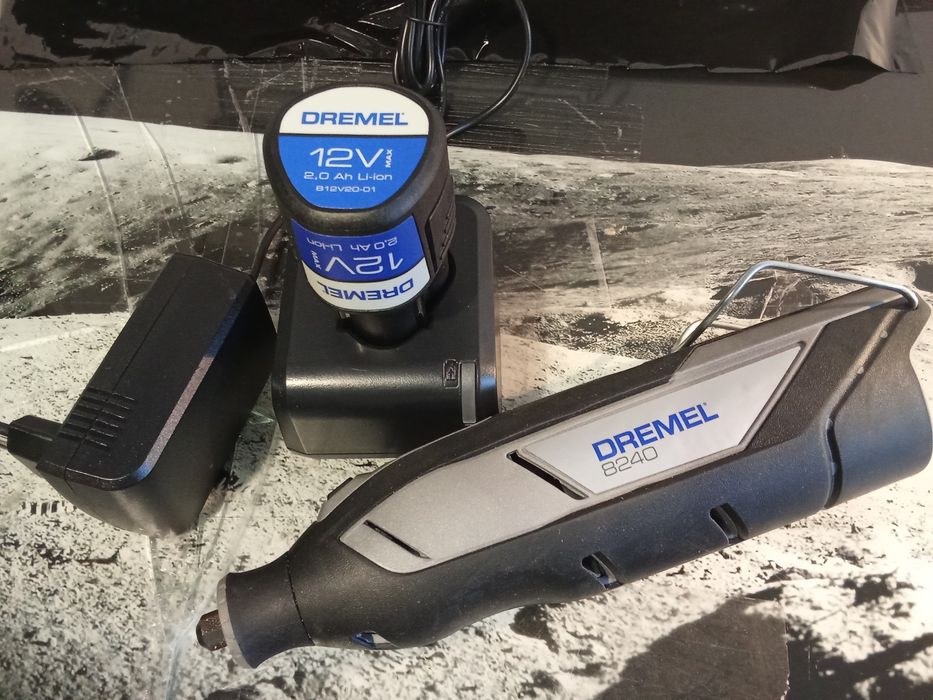 Dremel 8240 frezarka akumulatorowa nowa oryginał