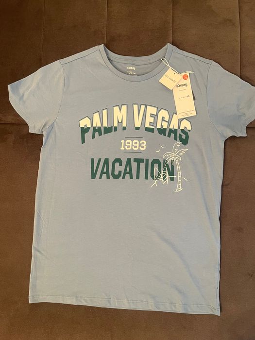 Футболка на дівчинку