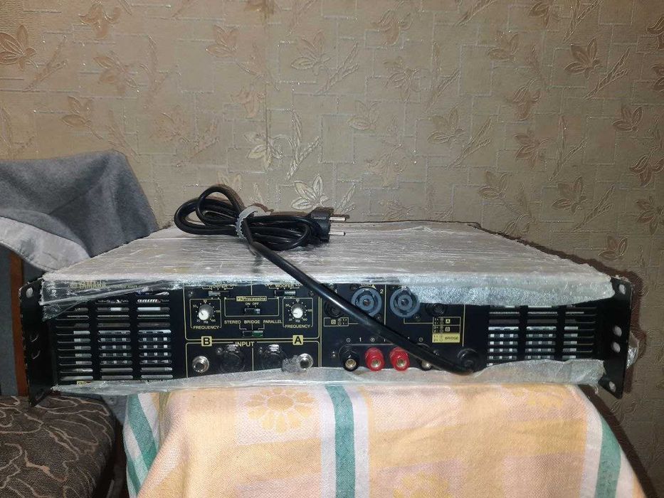 Комплект звука YAMAHA: Усилитель YAMAHA P5000S, АC YAMAHA A15