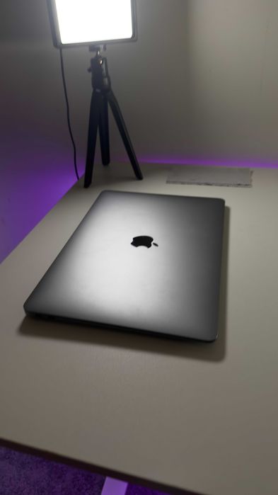 MacBook Air M1 de 2024 | 8Gb RAM | 256 Gb SSD | Base Model